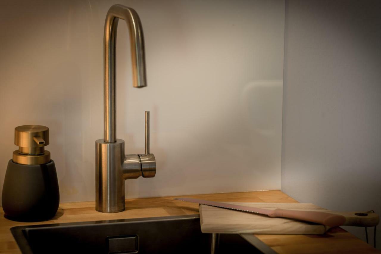 115 Apartment *